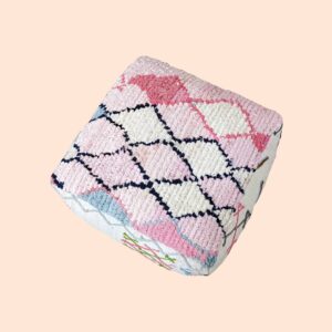 White/Pink pouf