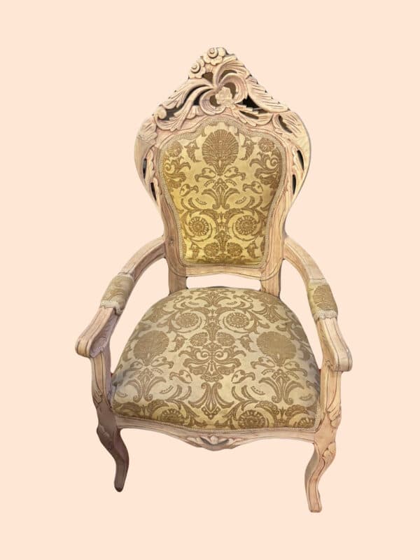 Ceremony chair with wood and textile